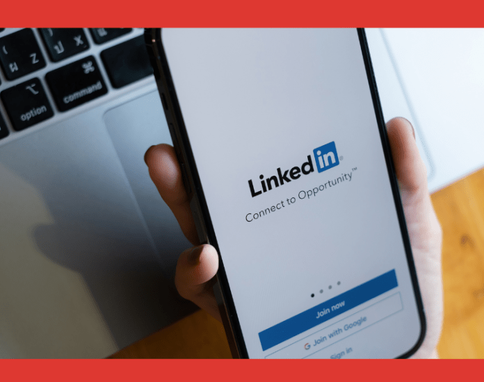 LinkedIn implementa funciones impulsadas por IA para la elaboración de perfiles y descripciones