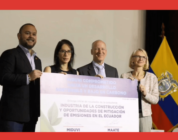 Miduvi entrega línea base para mitigar emisiones de CO₂ en el sector de la construcción